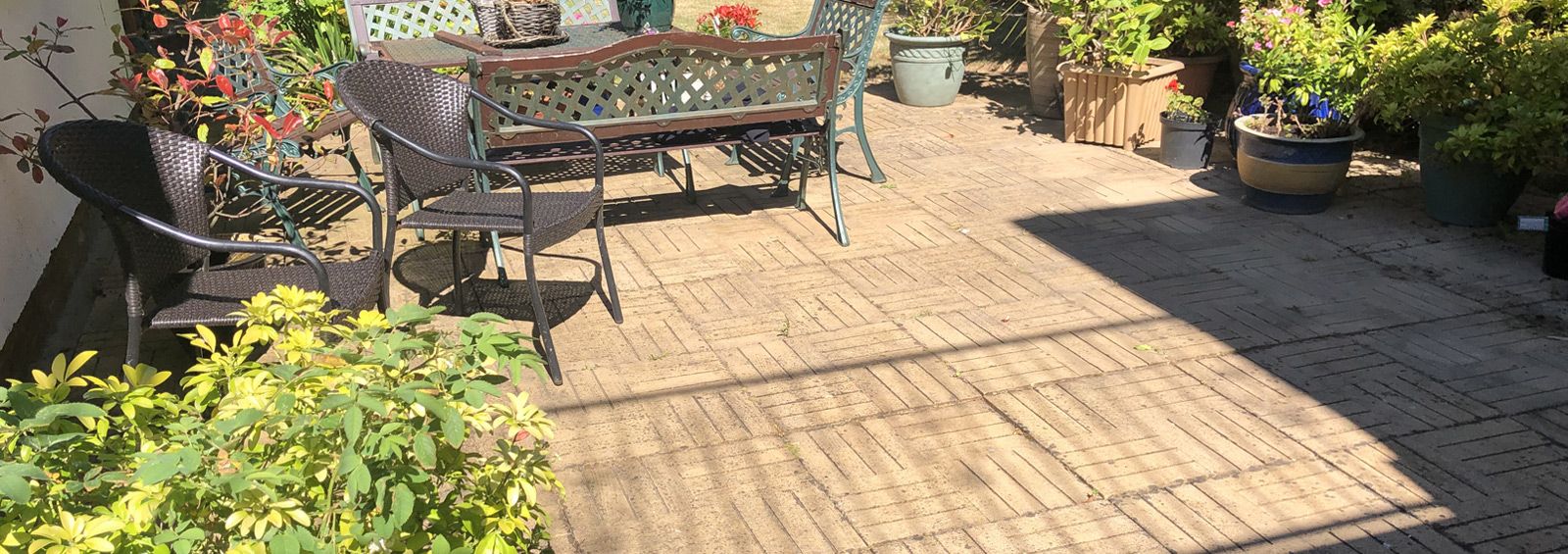 professional patio cleaner conwy